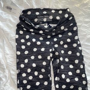 OV 3/4 leggings XS NEW WITH TAGS